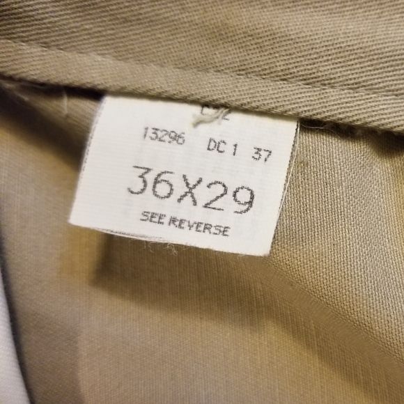 Men's Khakis Pants (36 x 39) - Picture 9 of 9